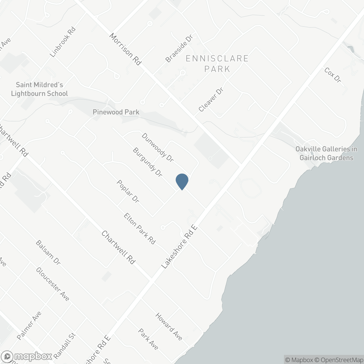 138 DIANNE AVENUE, Oakville, Ontario L6J 4G9